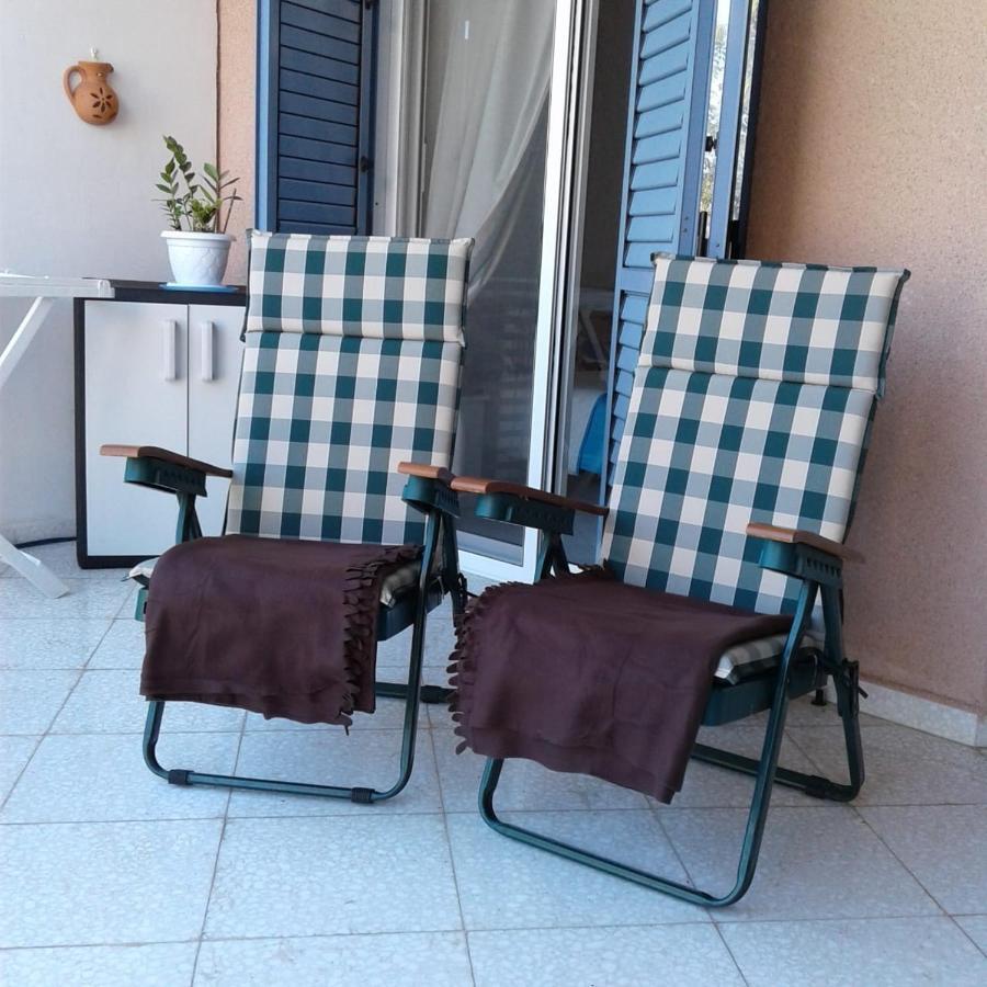 Paradise Gardens With A Large Terrace Paphos Exterior photo
